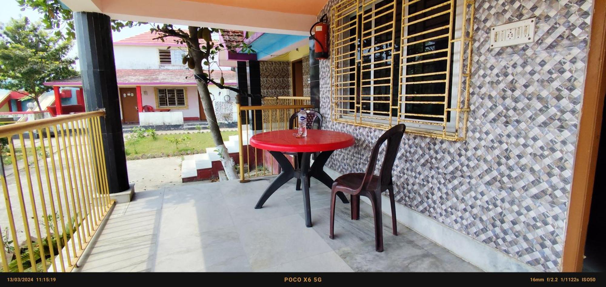 India Tours Only Ekanta Apan Hotel Mathurakhanda Bagian luar foto