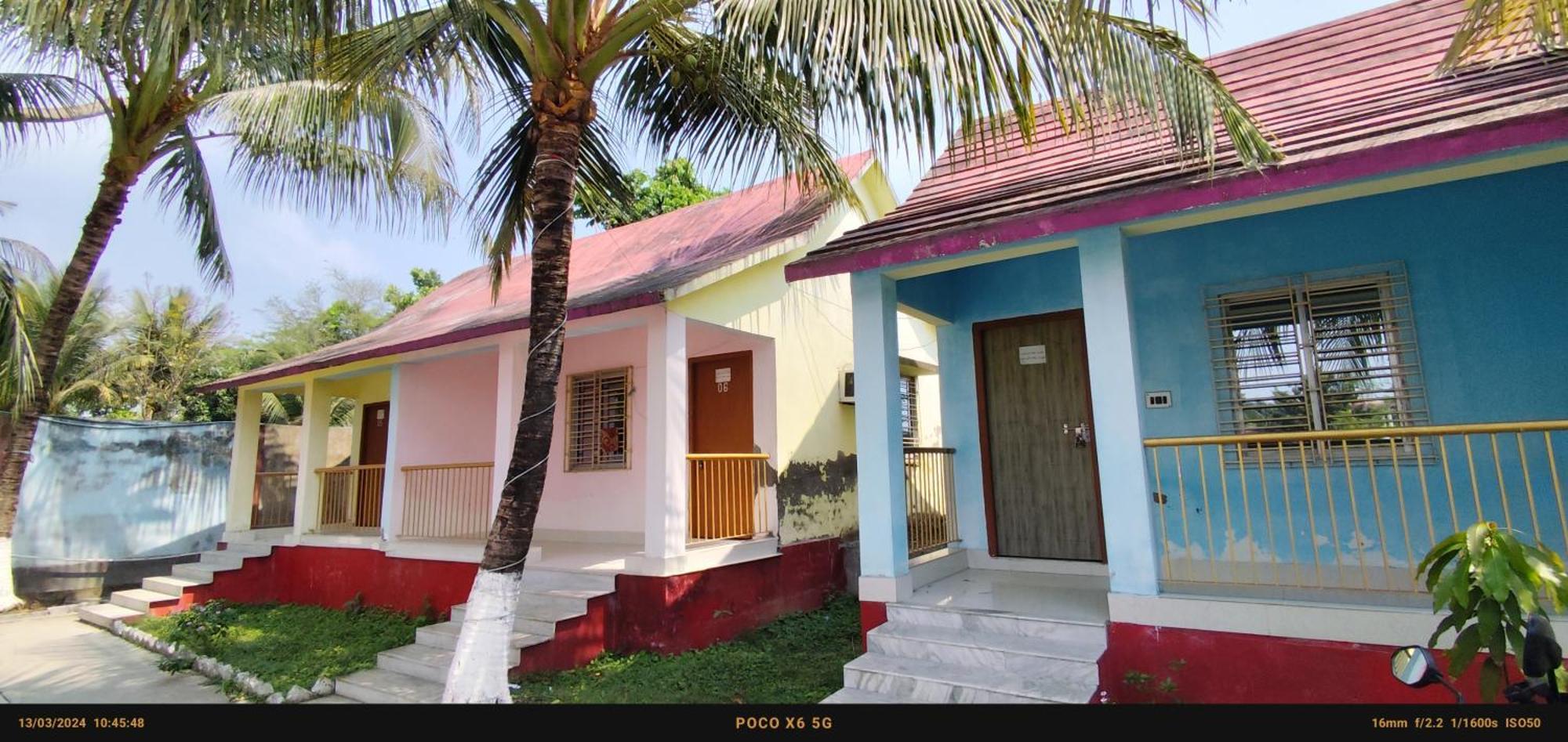 India Tours Only Ekanta Apan Hotel Mathurakhanda Bagian luar foto