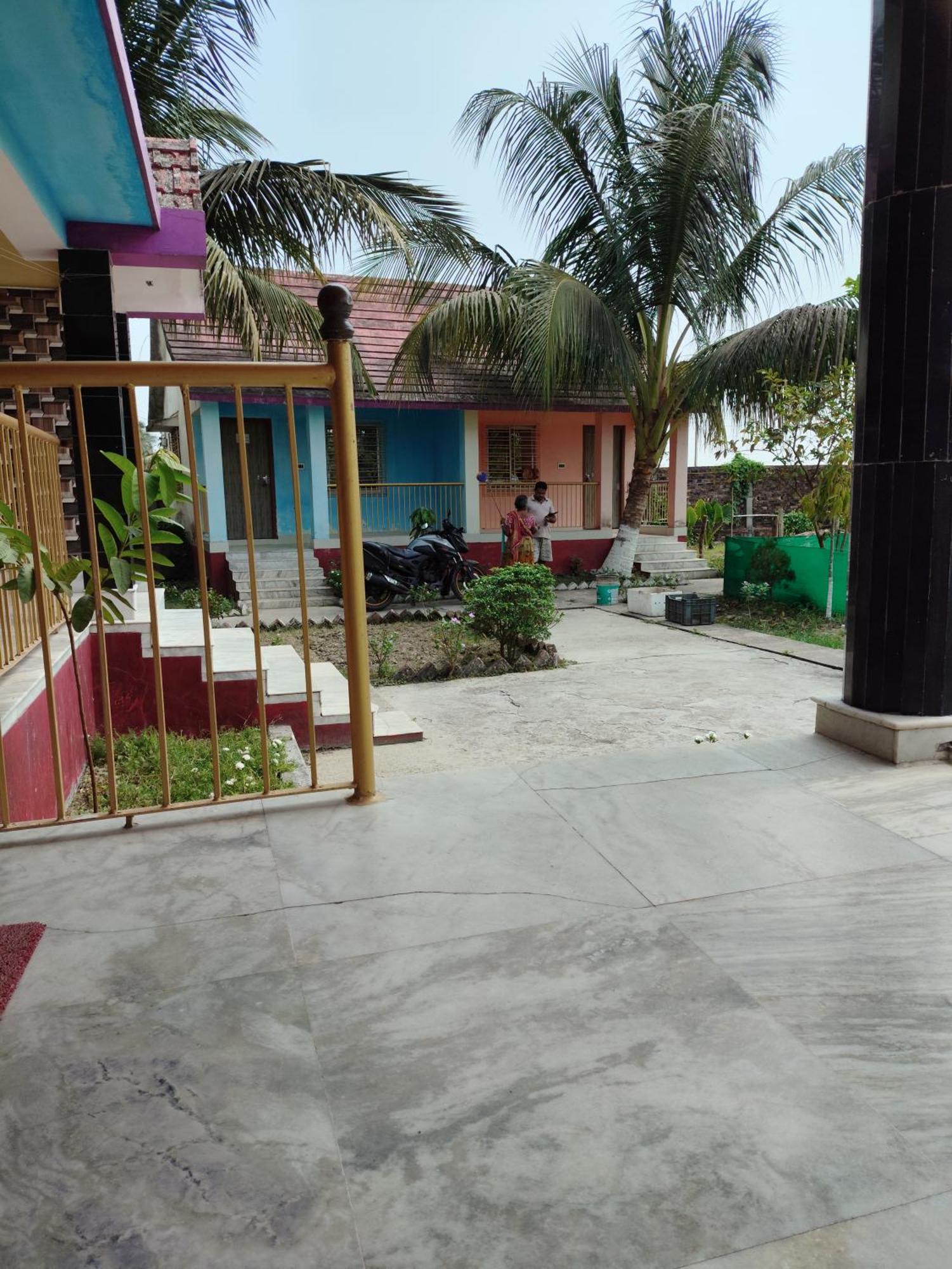 India Tours Only Ekanta Apan Hotel Mathurakhanda Bagian luar foto